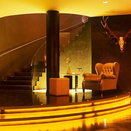 Do&Co Hotel Wien Exteriör bild The lobby of the hotel