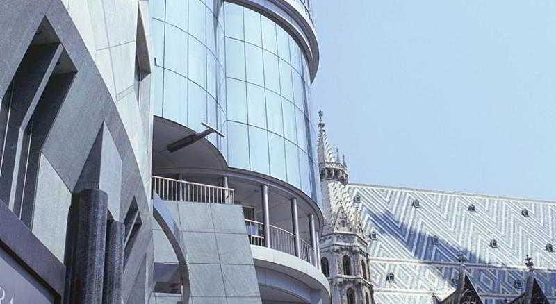 Do&Co Hotel Wien Exteriör bild The new building of the university library