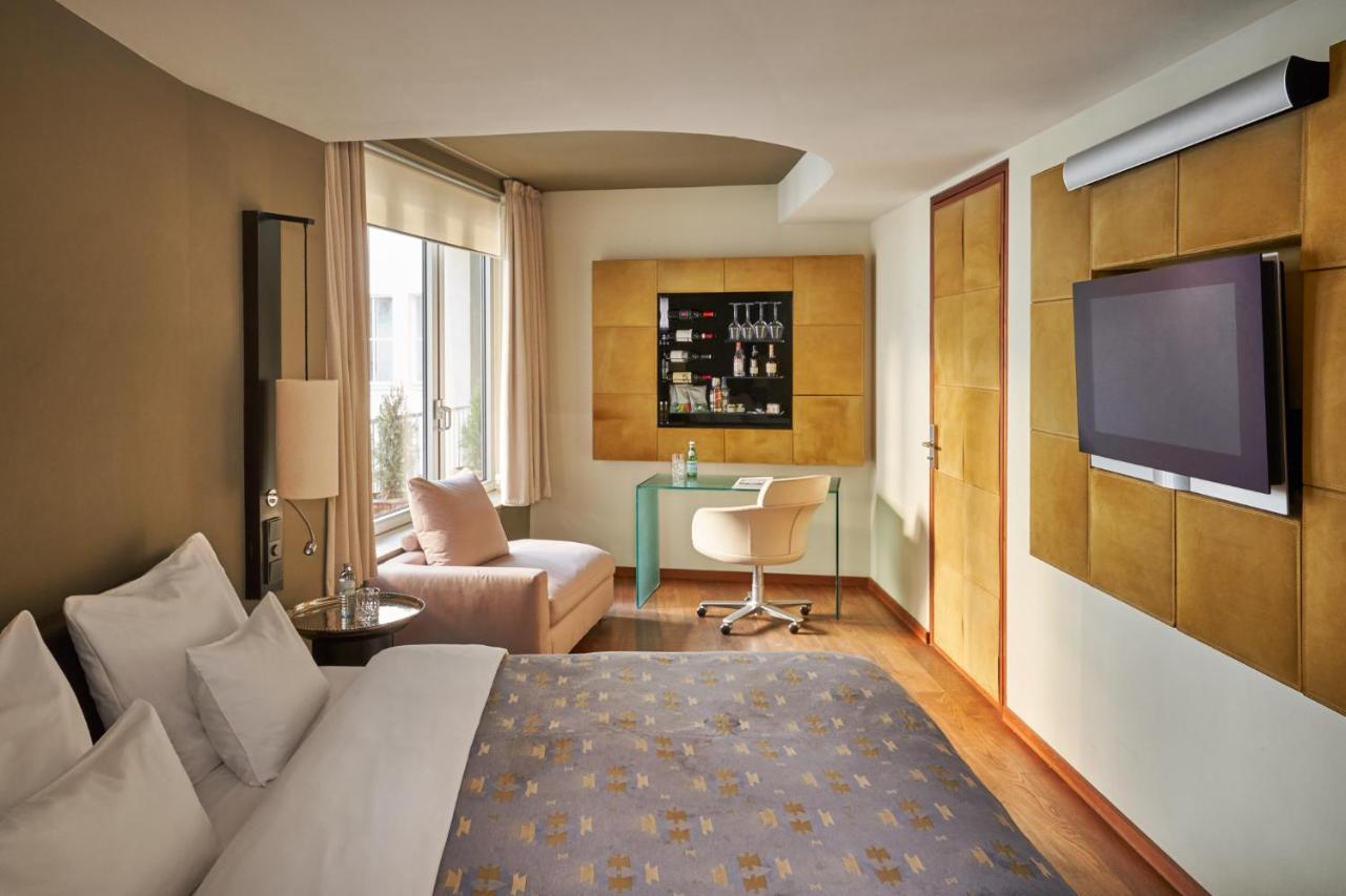 Do&Co Hotel Wien Exteriör bild A room at the hotel