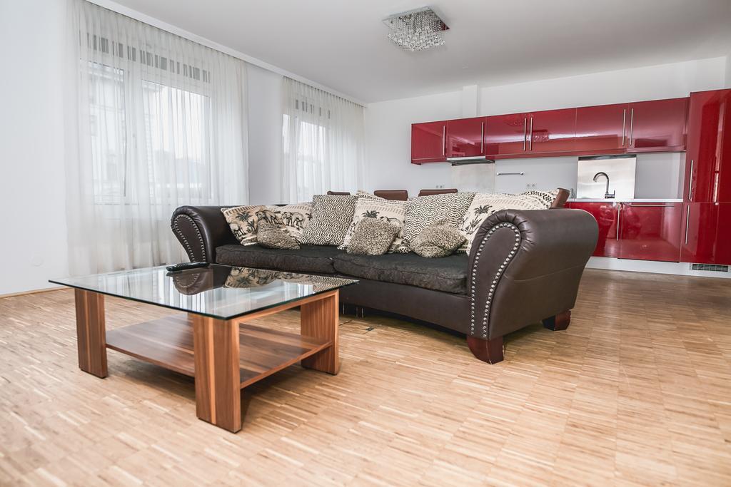 Do&Co Hotel Wien Exteriör bild Laminate flooring
